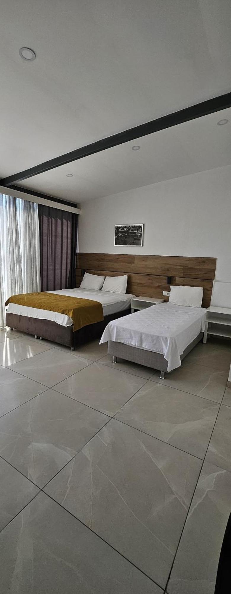 Tut Hotel Анталия Екстериор снимка